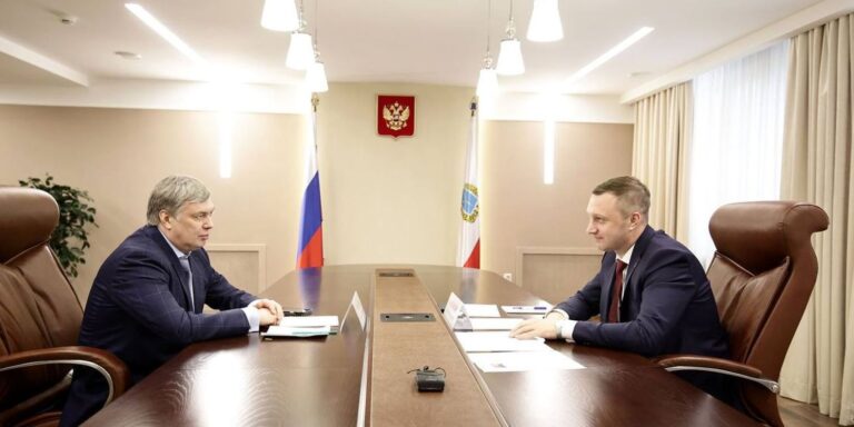 Алексей Русских и Роман Бусаргин обсудили перспективные направления сотрудничества Ульяновской и Саратовской областей