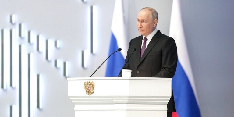Владимир Путин: «В ближайшие шесть лет доля зарплат в ВВП страны должна возрасти»